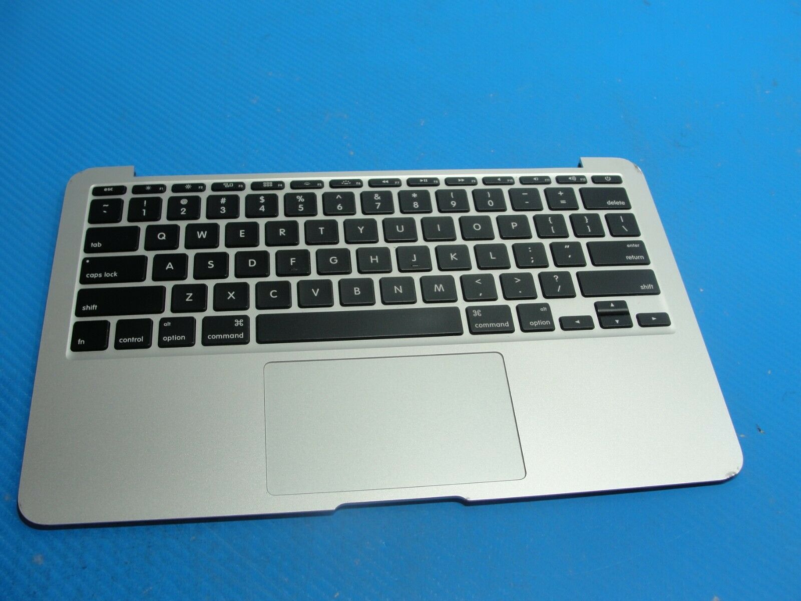 MacBook Air A1465 11 MacBook Air A1465 11